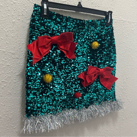 Love on a hanger Women's Christmas Teal Sequin Decorated Mini Skirt Small - Picture 4 of 8